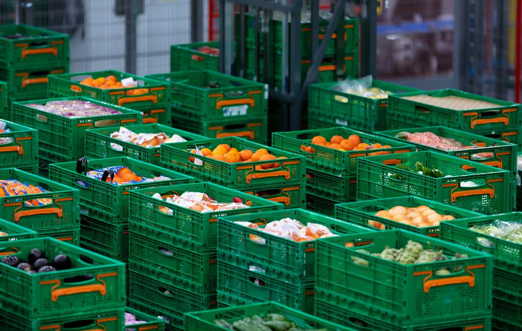 From field to store in one day with intralogistics automation by Cimcorp