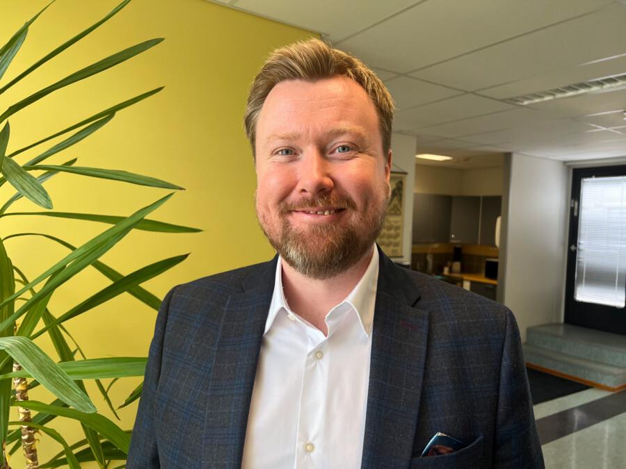 Cimcorp Group Sales Representative for UK and Ireland Eddy Rowley